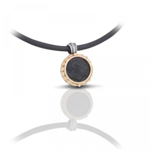 Μενταγιόν από τον Dimitrios Exclusive