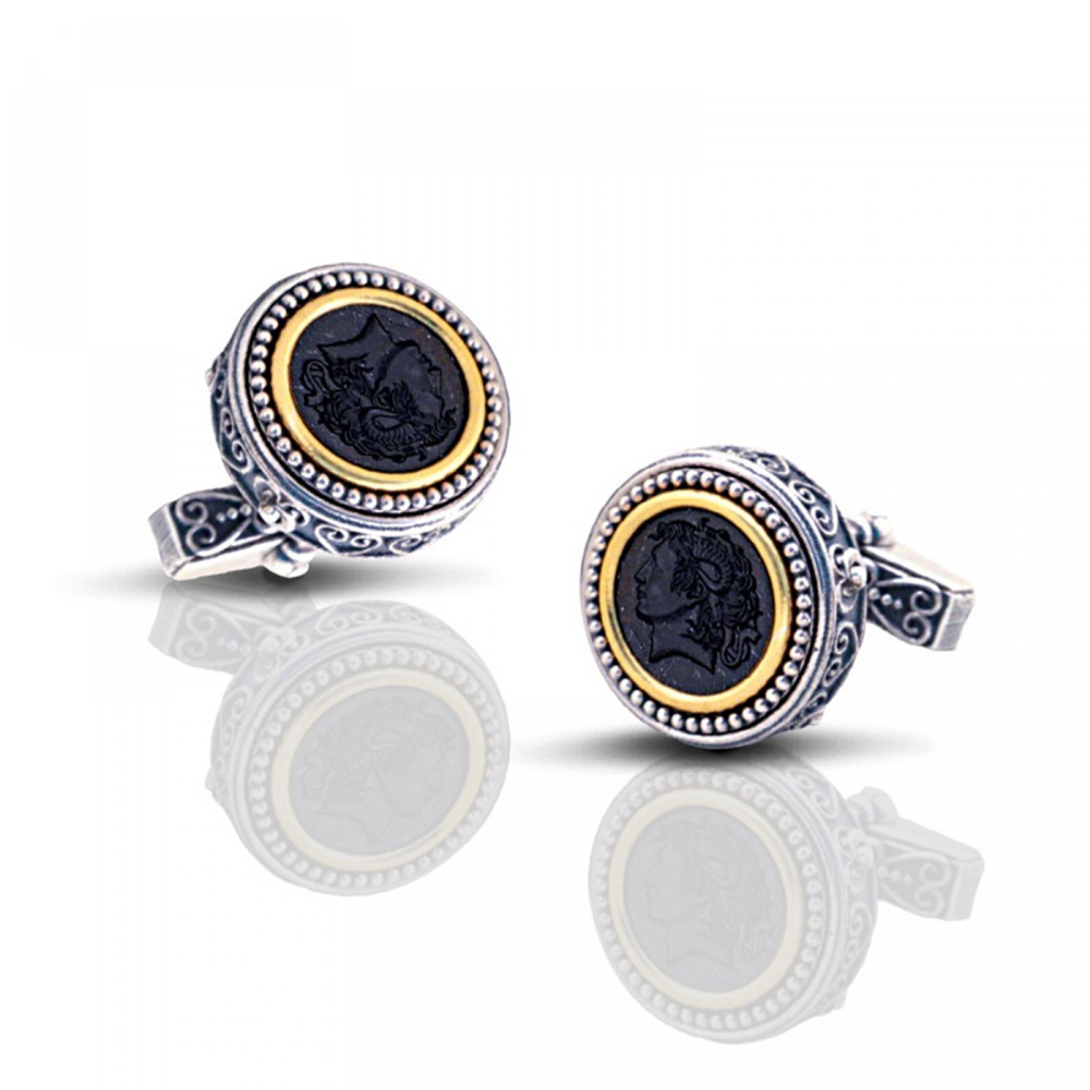 Ασημένια Μανικετόκουμπα με Κεντρικό Μπρούντζινο Ανάγλυφο