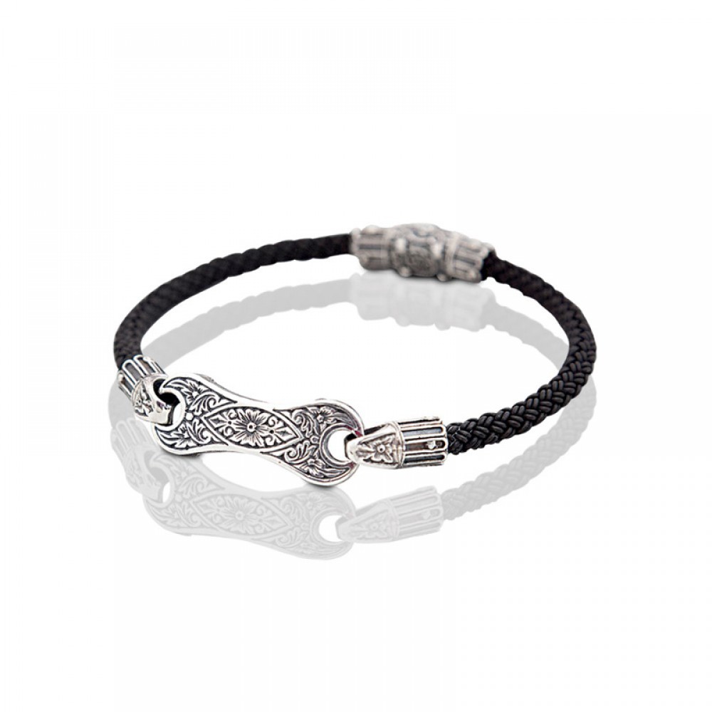 Ασημένιο Βραχιόλι με Μαύρο Πλεχτό Κορδόνι από τον Dimitrios Exclusive