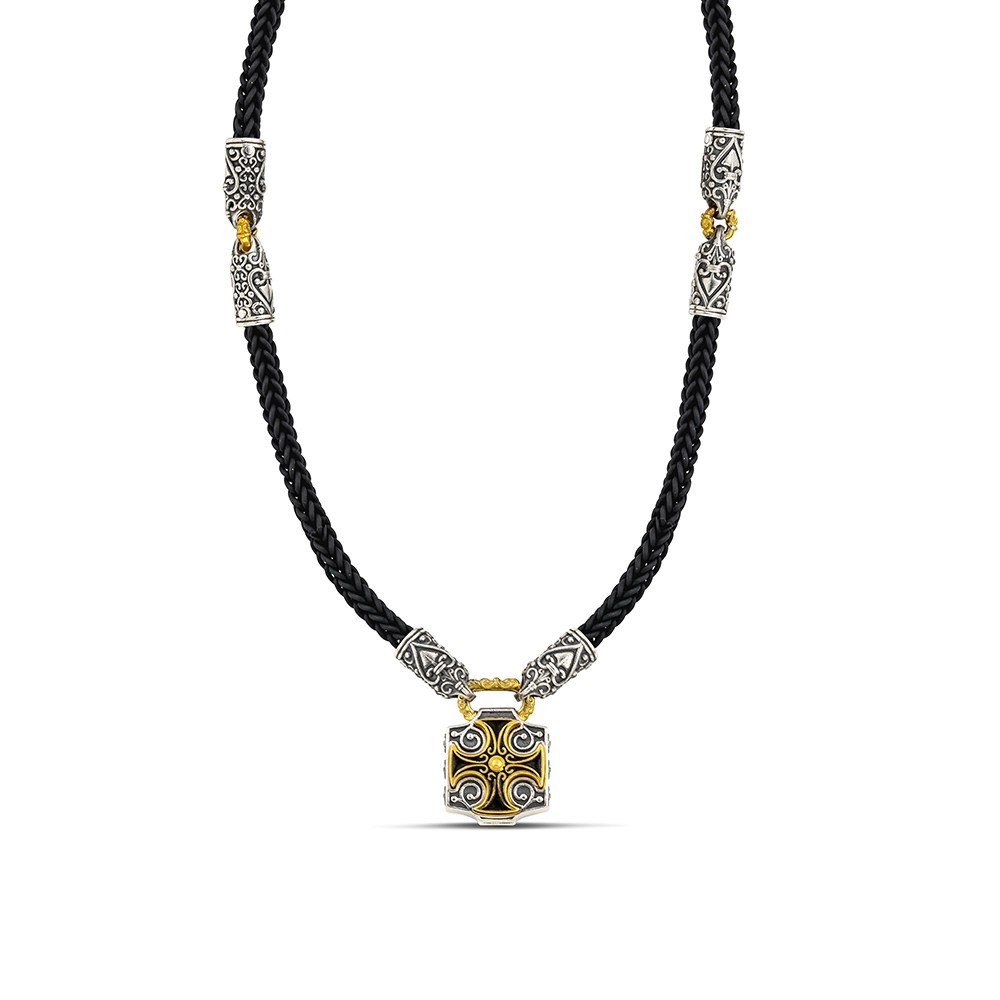 Ασημένιο Κολιέ με Πλεκτό Λαστιχένιο Κορδόνι και Μαλτέζικο Σταυρό από τον Dimitrios Exclusive