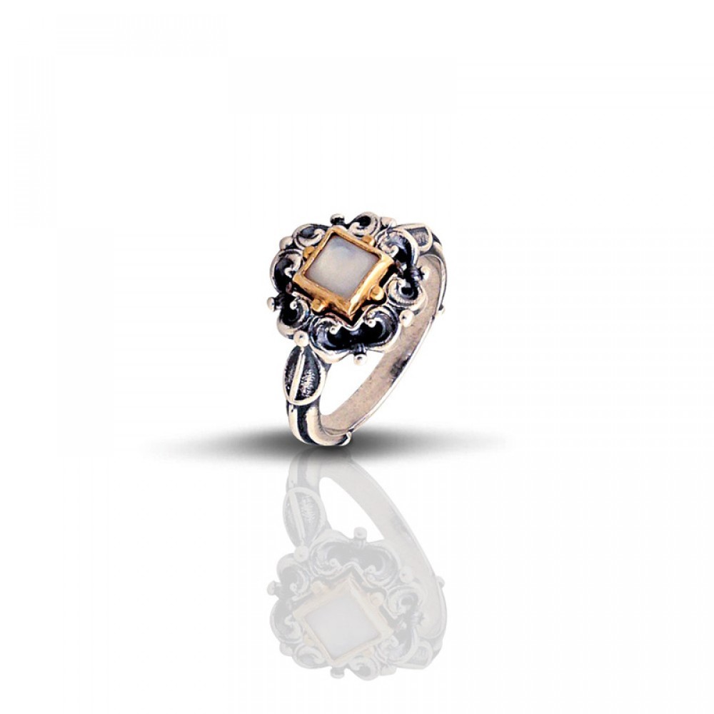 Ασημένιο Δαχτυλίδι με Ημιπολύτιμη Πέτρα από τον Dimitrios Exclusive