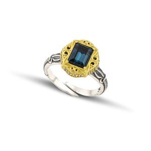 Ασημένιο Δαχτυλίδι με Ορθογώνιο Κρύσταλλο Swarovski και Χρυσή Γάμπα από τον Dimitrios Exclusive