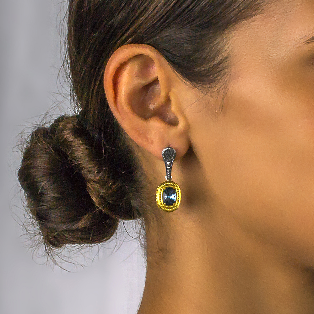 Ασημένια Σκουλαρίκια Διπλής Όψης με Swarovski Crystal από τον Dimitrios Exclusive Ασημένια Σκουλαρίκια Διπλής Όψης με Swarovski Crystal από τον Dimitrios Exclusive